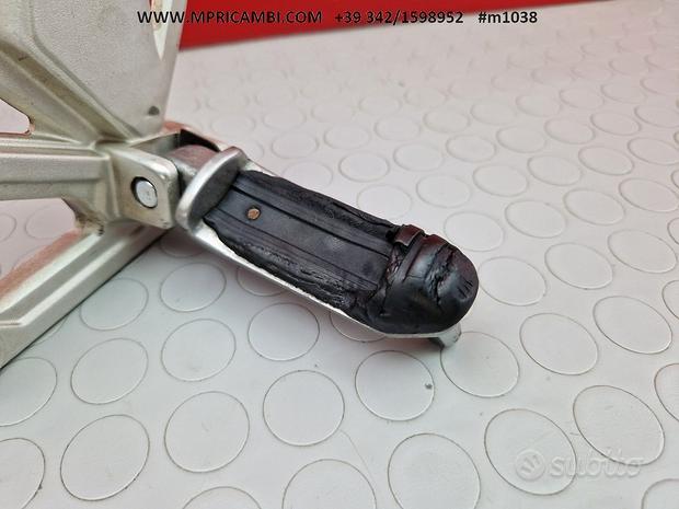 Subito PEDANA PILOTA BENELLI BN 251 2017 2018 BN251 2019