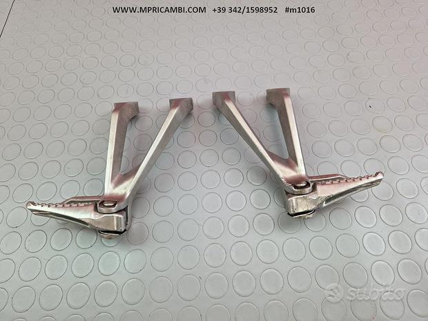 Subito PEDANE PASSEGGERO HONDA CB 125 R 2018 2019 CBF 202