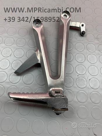 Subito PEDANE PASSEGGERO HONDA CBR 1000 RR 2004 2005