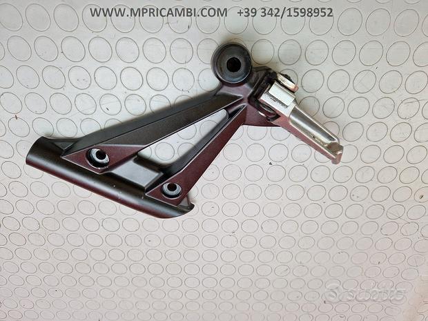 Subito PEDANE PASSEGGERO KAWASAKI NINJA 250 R 2008 2009