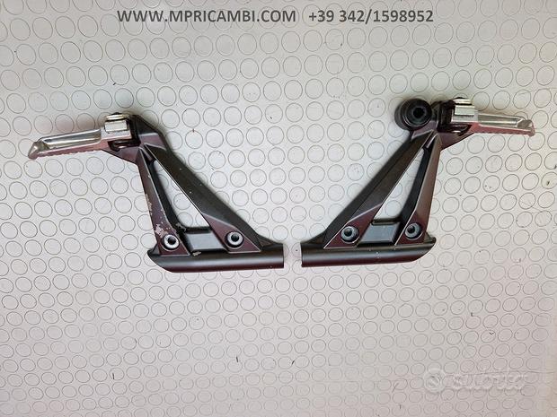 Subito PEDANE PASSEGGERO KAWASAKI NINJA 250 R 2008 2009