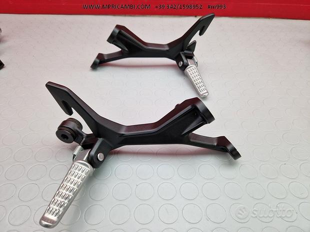 Subito PEDANE PASSEGGERO KAWASAKI NINJA 400 2019 2018 202