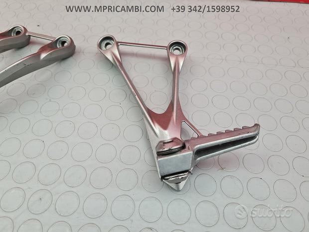 Subito PEDANE PASSEGGERO KAWASAKI NINJA 636 2005 2006 600