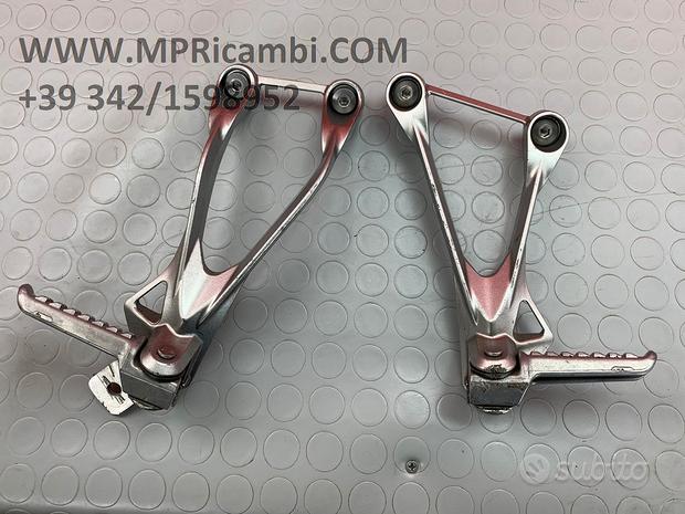 Subito PEDANE PASSEGGERO KAWASAKI NINJA 636 2005 2006