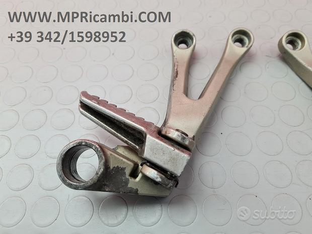 Subito PEDANE PASSEGGERO KAWASAKI NINJA 900 2000 2001 ZX