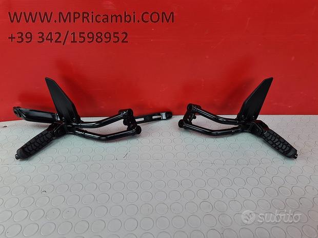 Subito PEDANE PASSEGGERO KTM DUKE 125 2017 2018 2019 RC 2