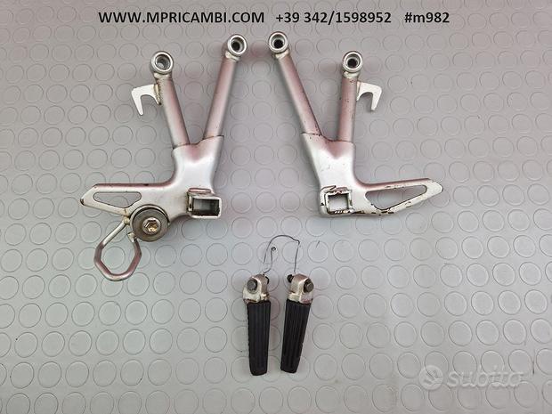 Subito PEDANE PASSEGGERO SUZUKI BANDIT 650S 2005 2006 GSF