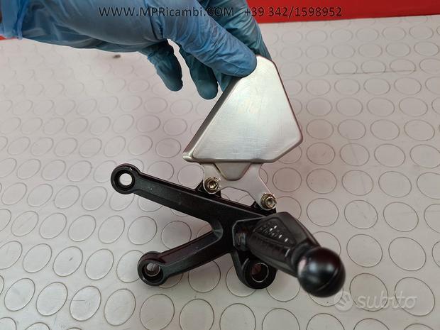 Subito PEDANE PILOTA BENELLI TNT 899 2007 2008 TNT899 201