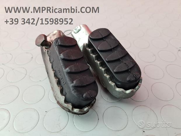 Subito PEDANE PILOTA DERBI SENDA 125 2004 2005 R 2006 200