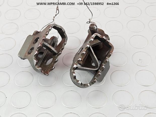 Subito PEDANE PILOTA YAMAHA TT 600 E 1994 2003 TT600E 199