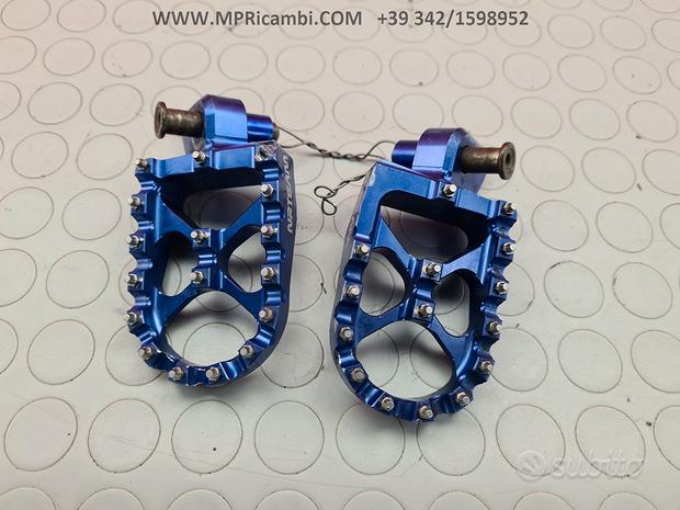 Subito PEDANE PILOTA YAMAHA YZ 125 1999 1998 YZ125 1997 1