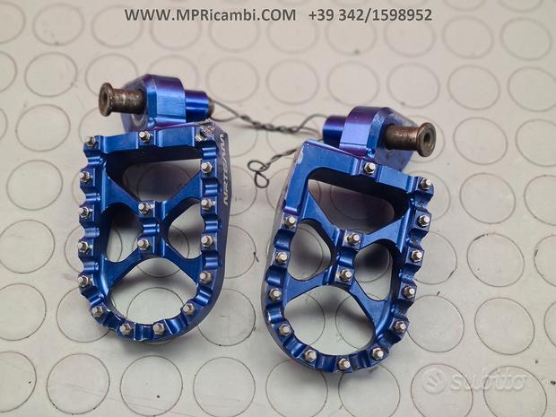 Subito PEDANE PILOTA YAMAHA YZ 125 1999 1998 YZ125 1997 1