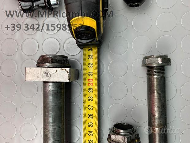 Subito PERNI RUOTA APRILIA RSV 1000 2004 2005 RSV1000