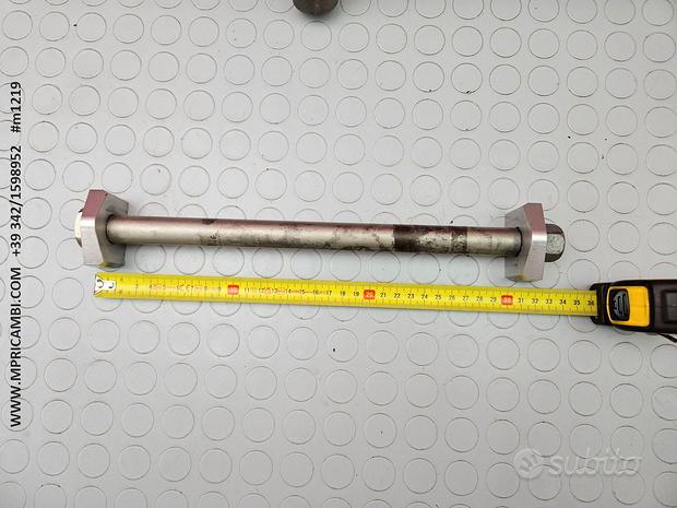 Subito PERNO RUOTA BMW F800R 2009 2014 F800 2010 2011