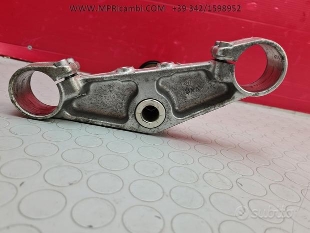 Subito PIASTRA INFERIORE YAMAHA R6 2003 2004 YZF R 2005