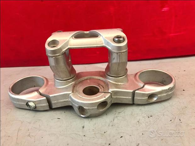 Subito PIASTRA SUPERIORE APRILIA SHIVER 750 2007 2008 SL