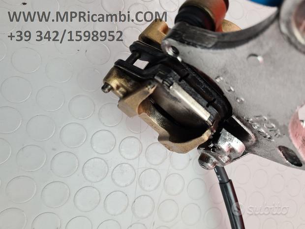Subito PINZA POSTERIORE HONDA CBR 929 2000 2001 900