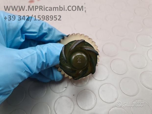 Subito POMPA ACQUA DERBI GPR 125 2007 2006 GPR125 2008