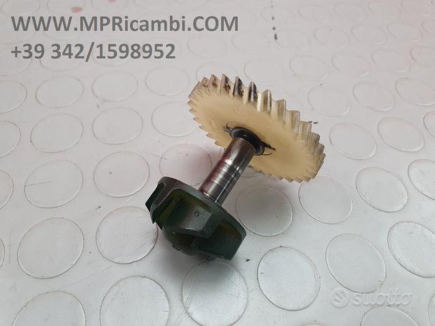 Subito POMPA ACQUA DERBI GPR 125 2007 2006 GPR125 2008