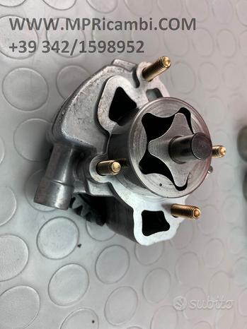 Subito POMPA OLIO APRILIA RSV 1000 2004 2005 RSV1000