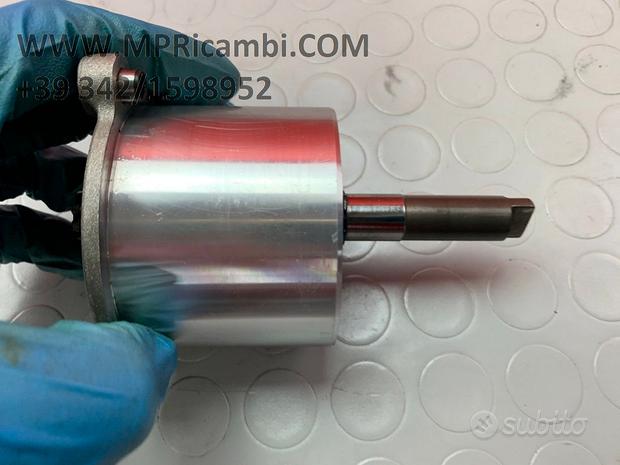 Subito POMPA OLIO BENELLI TNT 1130 2004 2005 2006 TNT1130