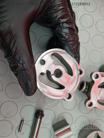 Subito POMPA OLIO BMW K1200S 2004 2005 K1200 2006 2007