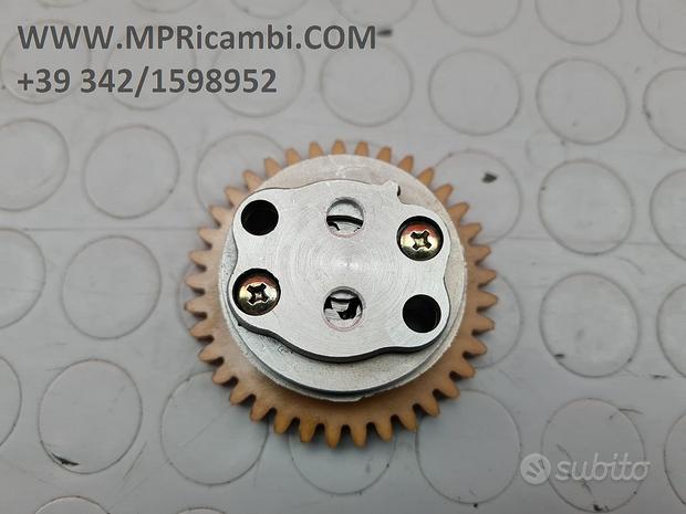 Subito POMPA OLIO DERBI SENDA 125 2004 2005 R 2006 2007