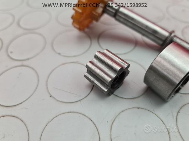 Subito POMPA OLIO HONDA CRF 450 2005 2006 CRE F 2007 2008