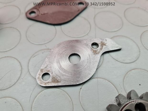 Subito POMPA OLIO KTM EXC 250 2007 2006 EX C 4T 2005