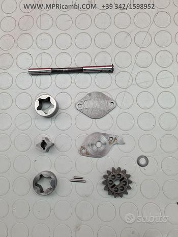 Subito POMPA OLIO KTM EXC 250 2007 2006 EX C 4T 2005