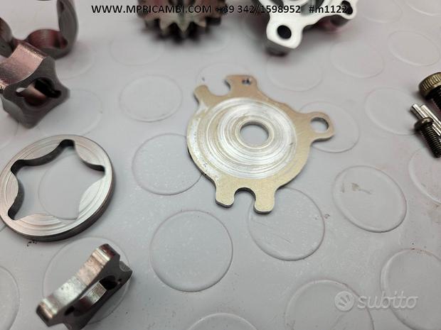 Subito POMPA OLIO YAMAHA YZF 250 2001 2002 YZ F WR F