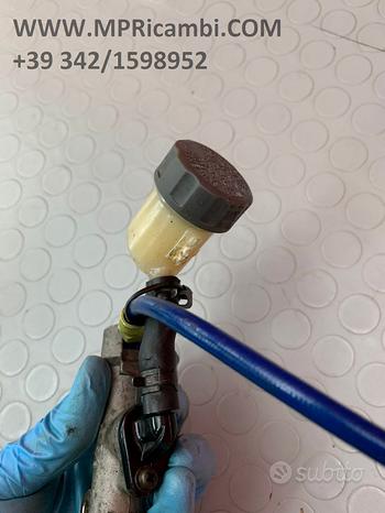 Subito POMPA POSTERIORE HONDA CBR 919 1996 1997 900