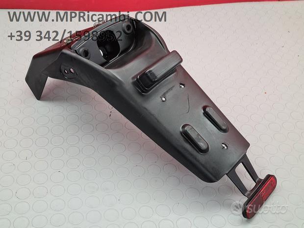 Subito PORTA TARGA DERBI SENDA 125 2004 2005 R 2006 2007