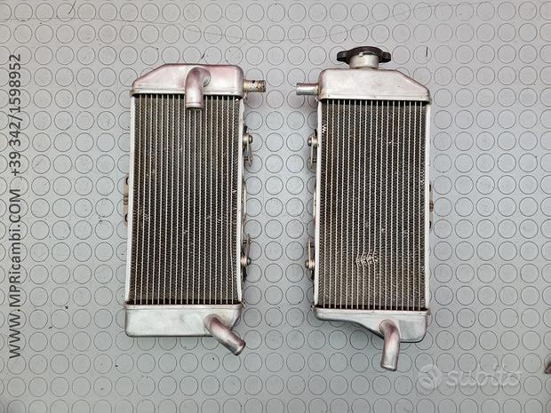 Subito RADIATORI RADIATORE YAMAHA YZF 450 2009 2008 YZ F