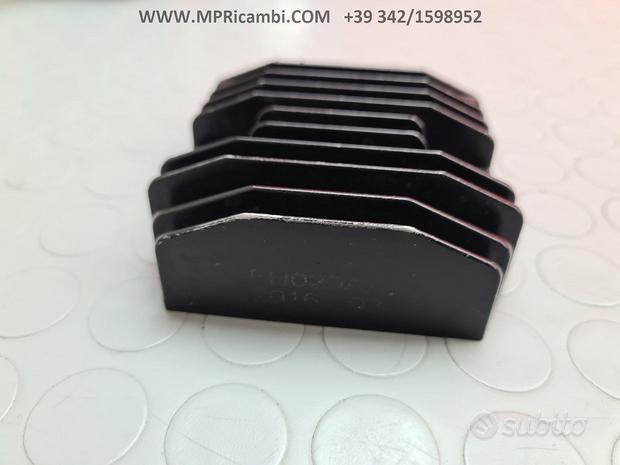 Subito REGOLATORE TENSIONE APRILIA CAPONORD 2003 2002 100