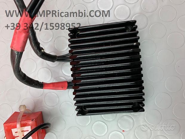 Subito REGOLATORE TENSIONE APRILIA RSV 1000 2004 2005 RSV