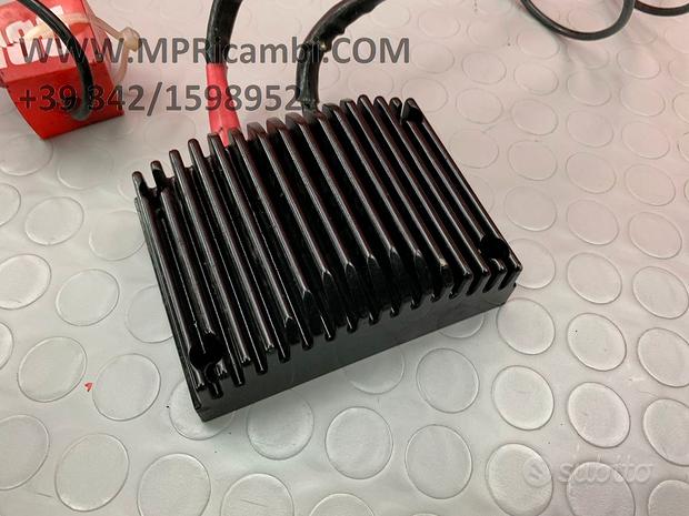 Subito REGOLATORE TENSIONE APRILIA RSV 1000 2004 2005 RSV