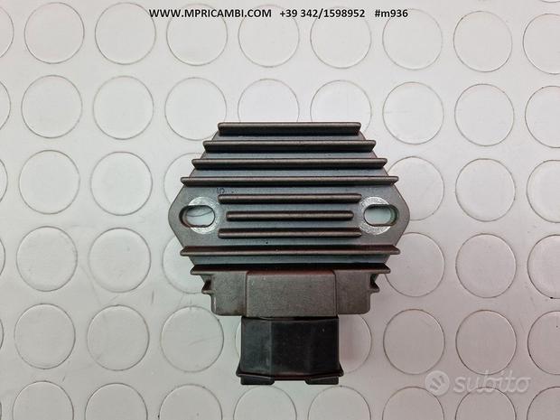 Subito REGOLATORE TENSIONE HONDA HORNET 600 2003 2004