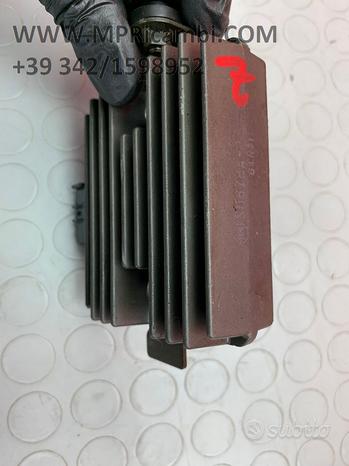 Subito REGOLATORE TENSIONE KAWASAKI Z750 2004 2005 2006