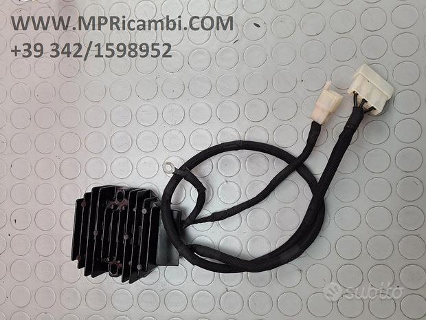 Subito REGOLATORE TENSIONE KTM DUKE 125 2017 2018 2019 RC