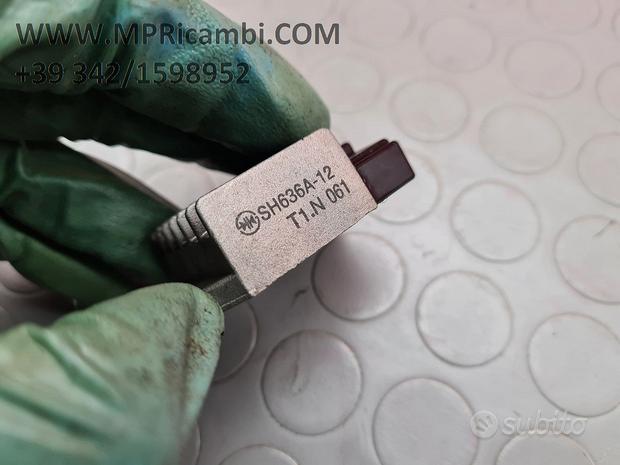 Subito REGOLATORE TENSIONE KTM EXC 400 1999 2000 EX C 200