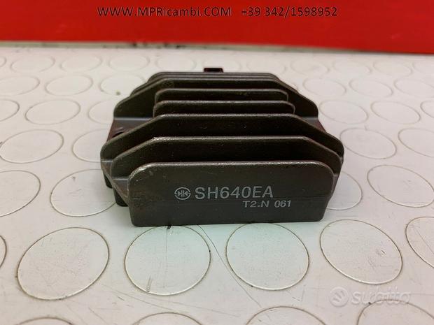 Subito REGOLATORE TENSIONE YAMAHA R1 2001 2000 YZF 1999 1