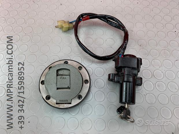 Subito SERRATURE CHIAVI YAMAHA R6 2000 1999 YZF 2001 2002