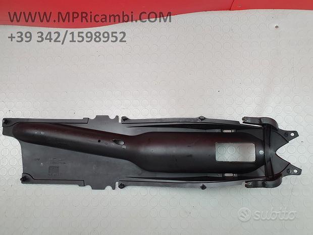 Subito SOTTOCODONE SOTTO DERBI GPR 125 2007 2006 GPR125 2