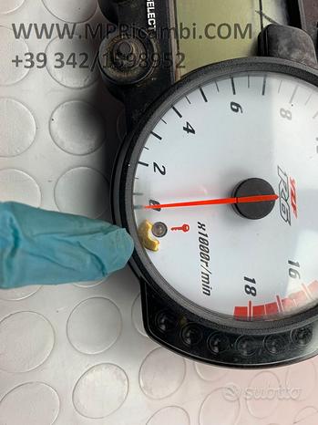 Subito STRUMENTAZIONE 10000KM YAMAHA R6 2003 2004 YZF R 2