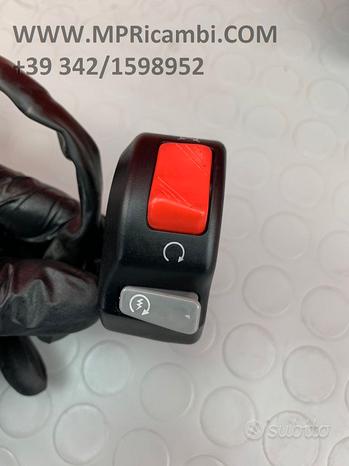 Subito BLOCCHETTO DESTRO YAMAHA R1 2007 2008 YZF