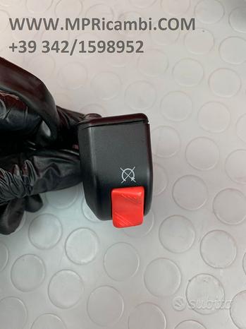 Subito BLOCCHETTO DESTRO YAMAHA R1 2007 2008 YZF