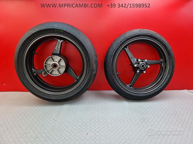 Subito CERCHI CERCHIO HONDA CBR 600 2005 2006