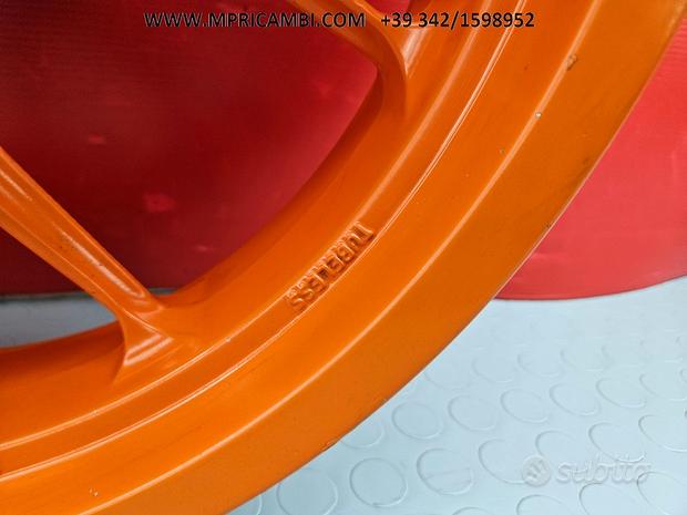 Subito CERCHIO POSTERIORE KTM RC 390 2015 2016