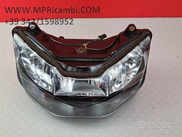 Subito FARO ANTERIORE HONDA CBR 929 2000 2001 900